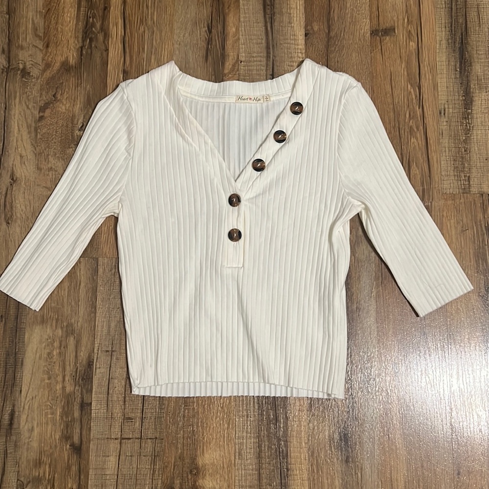 White Quarter Sleeve Crop